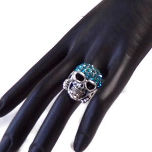Gothic Skull Ring With Rhinestones J1518